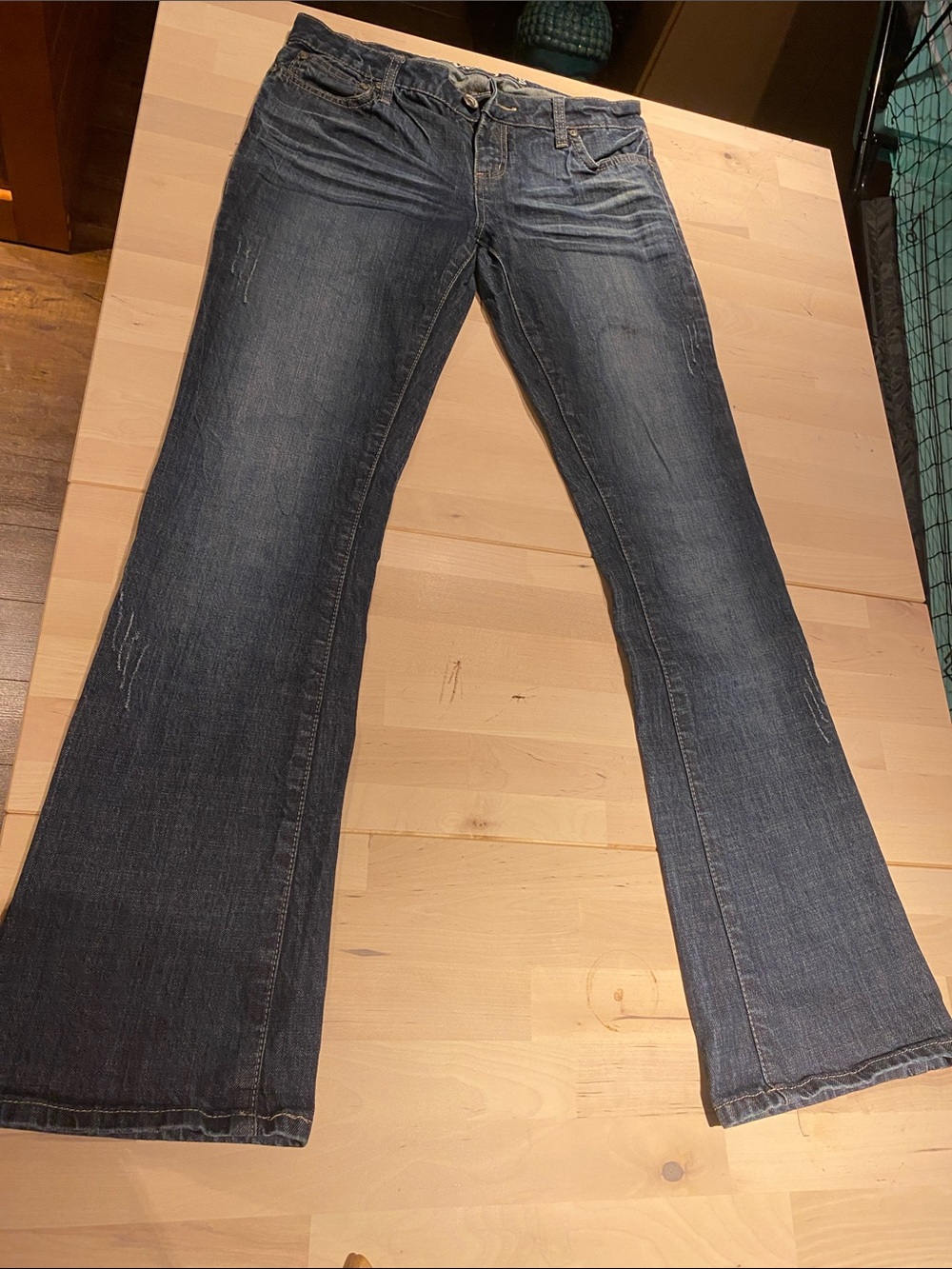 Women’s Dark Blue Distressed Look Jeans